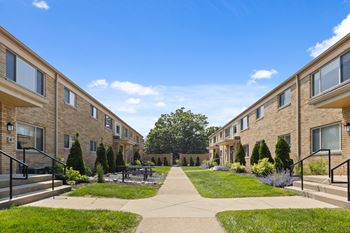 Recreation courtyards